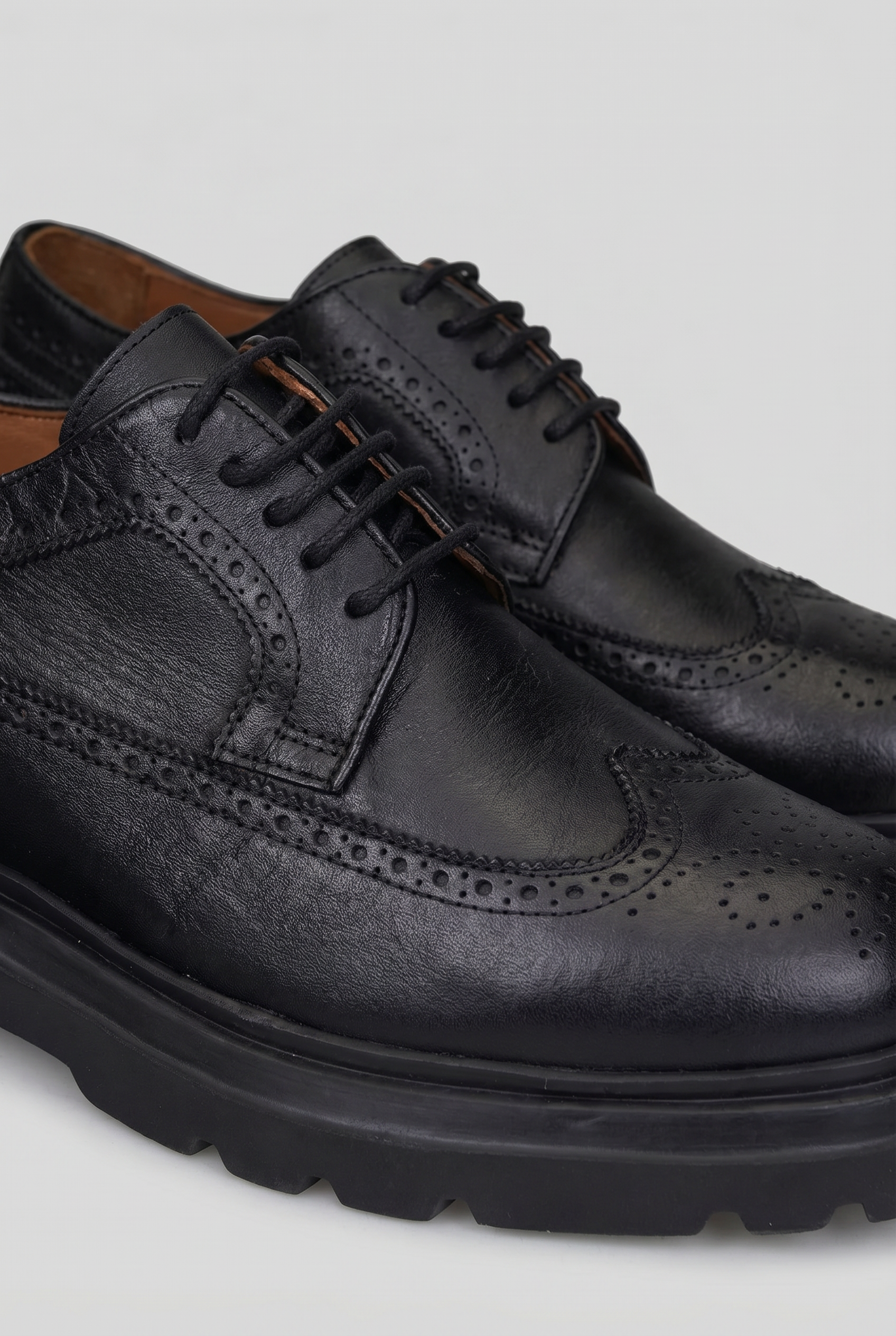 VOO Shoes Konate | %100 Dana Derisi Boy Uzatan Siyah Klasik Kundura | +7 cm Gizli Taban