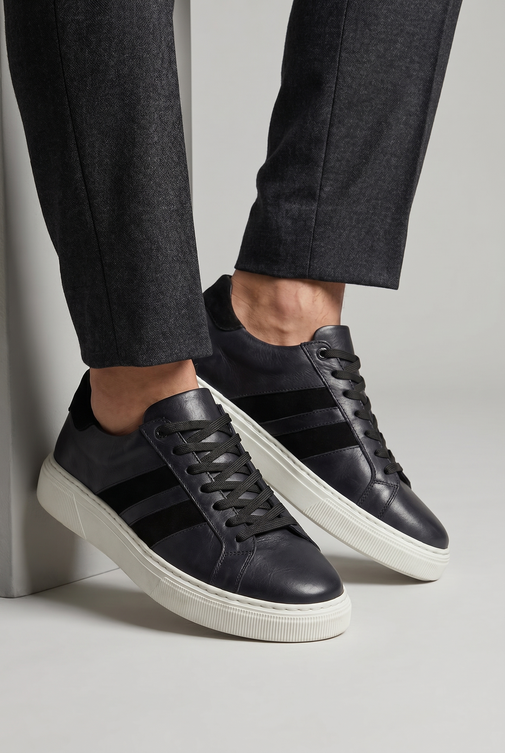VOO Shoes | %100 Dana Derisi Boy Uzatan Siyah Sneaker | Siyah Şerit | +7 cm Gizli Taban