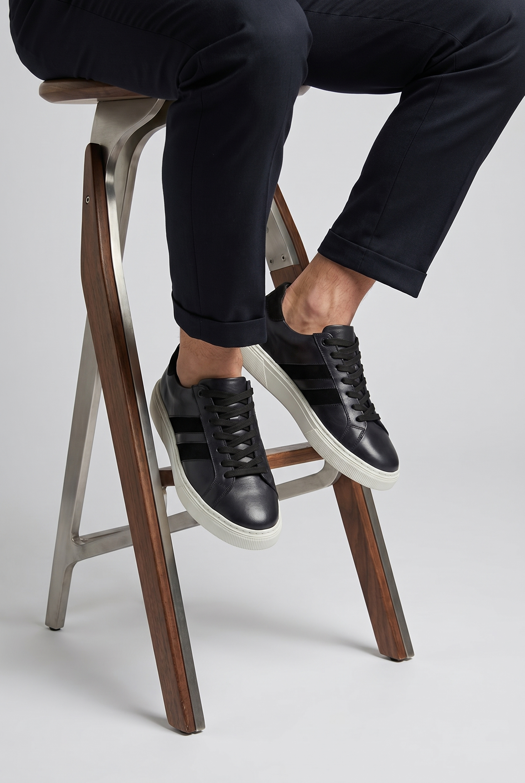 VOO Shoes | %100 Dana Derisi Boy Uzatan Siyah Sneaker | Siyah Şerit | +7 cm Gizli Taban
