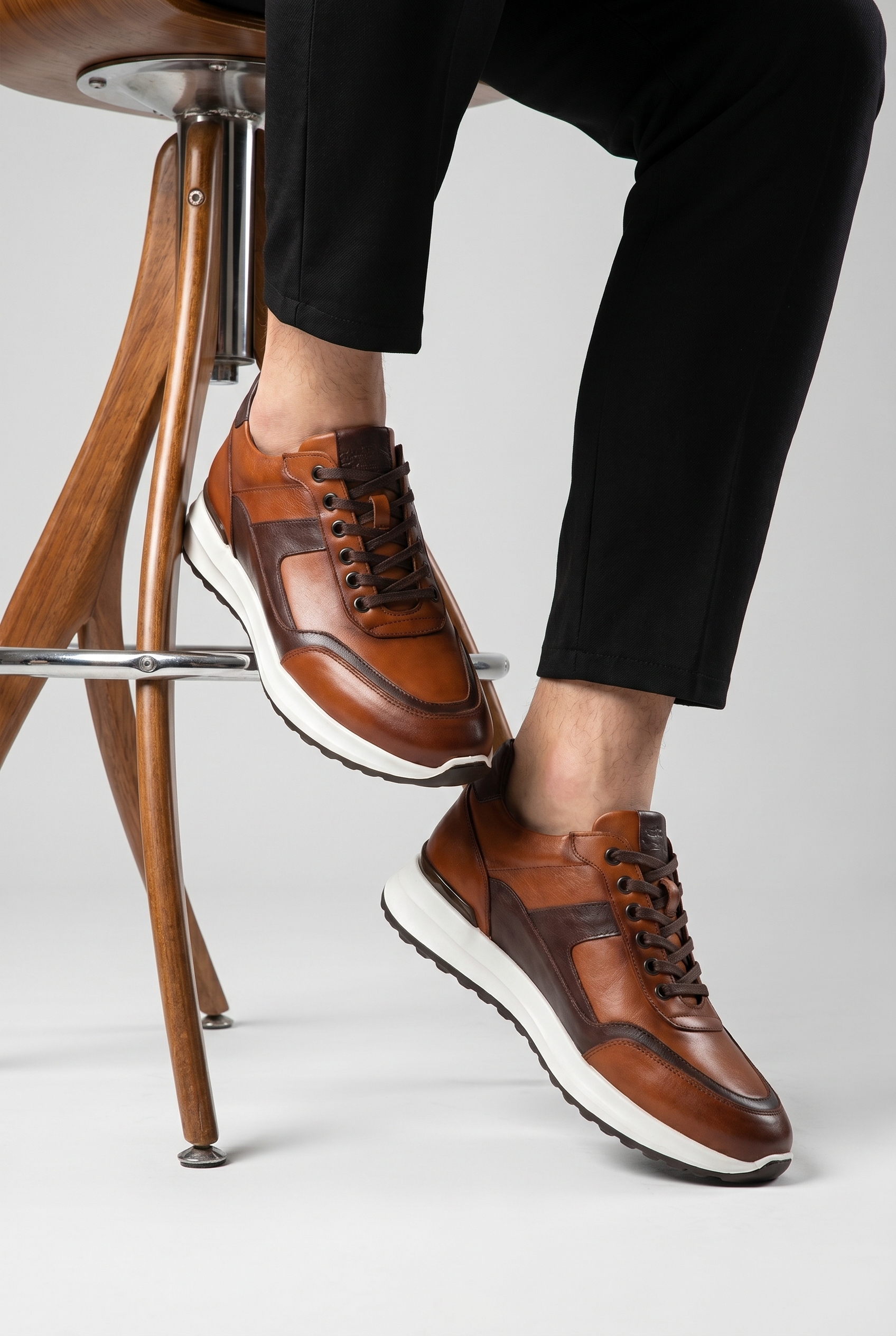 VOO Shoes | %100 Dana Derisi Boy Uzatan Kahverengi Rugan Detaylı Sneaker | +7 cm Gizli Taban
