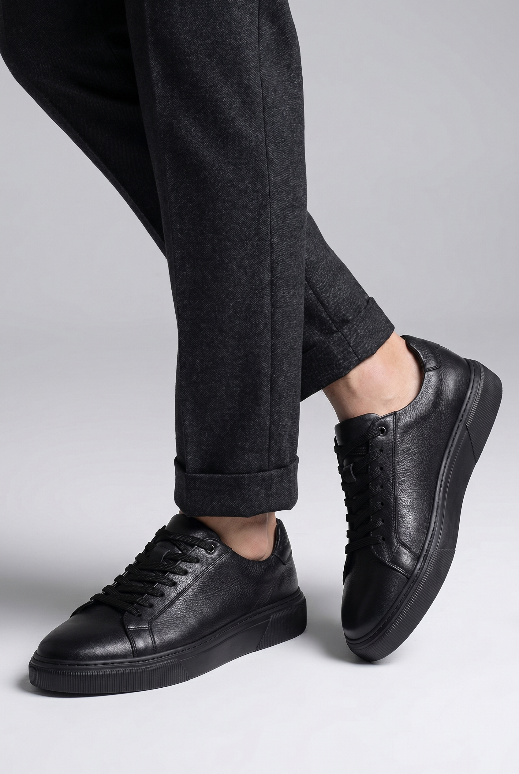 VOO Shoes | %100 Dana Derisi Boy Uzatan Tam Siyah Sneaker | +7 cm Gizli Taban