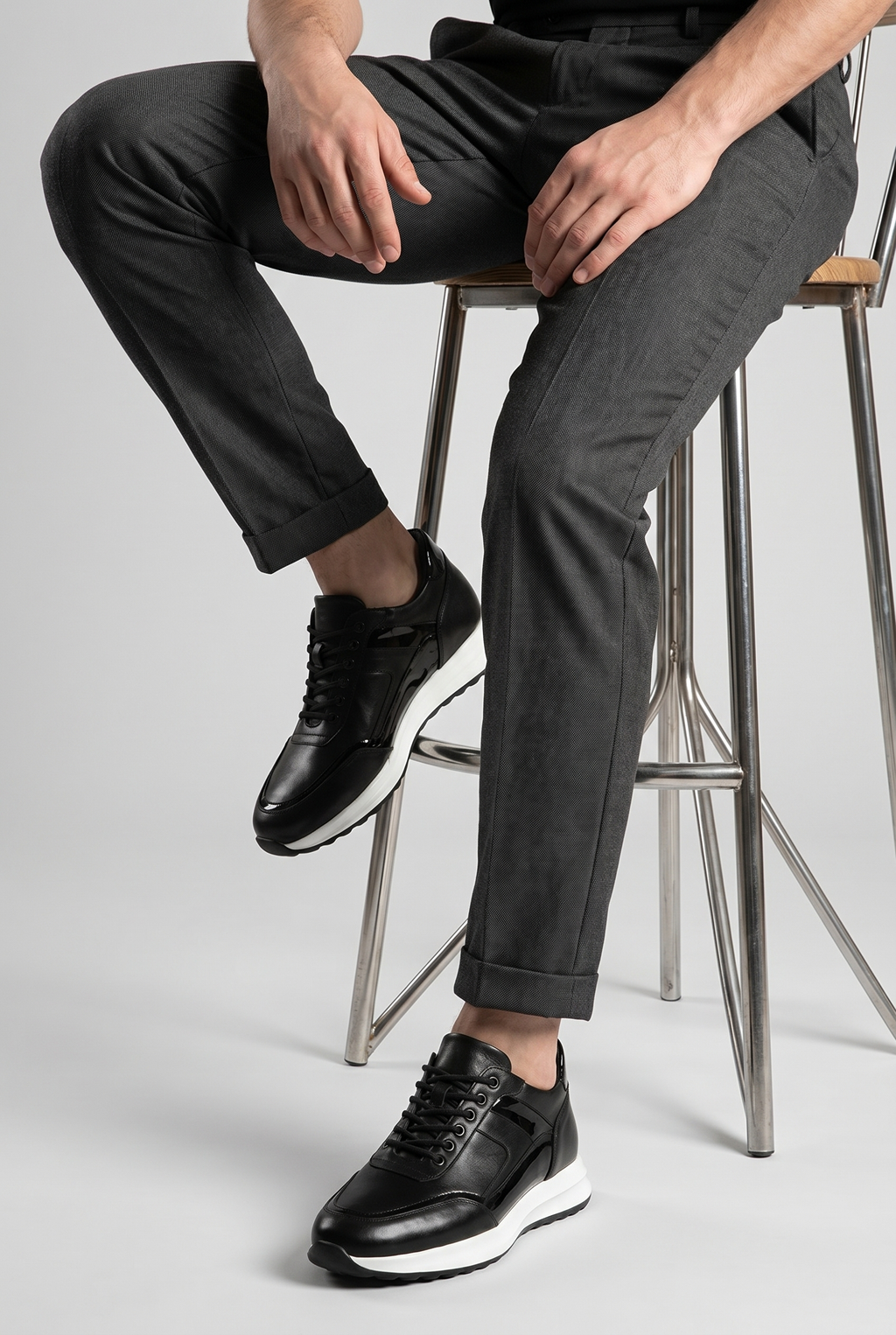 VOO Shoes | %100 Dana Derisi Boy Uzatan Siyah Rugan Detaylı Sneaker | +7 cm Gizli Taban