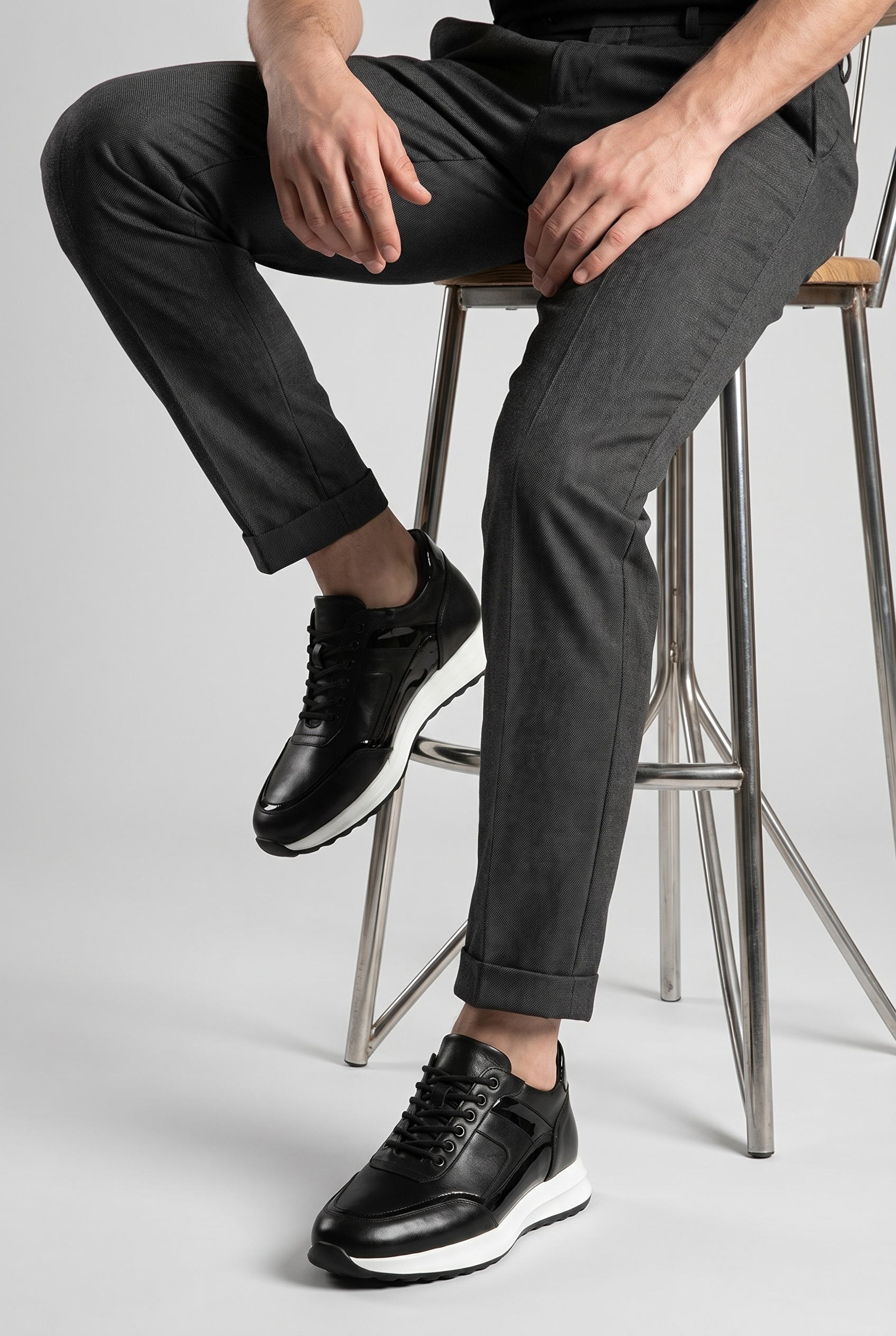 VOO Shoes | %100 Dana Derisi Boy Uzatan Siyah Rugan Detaylı Sneaker | +7 cm Gizli Taban