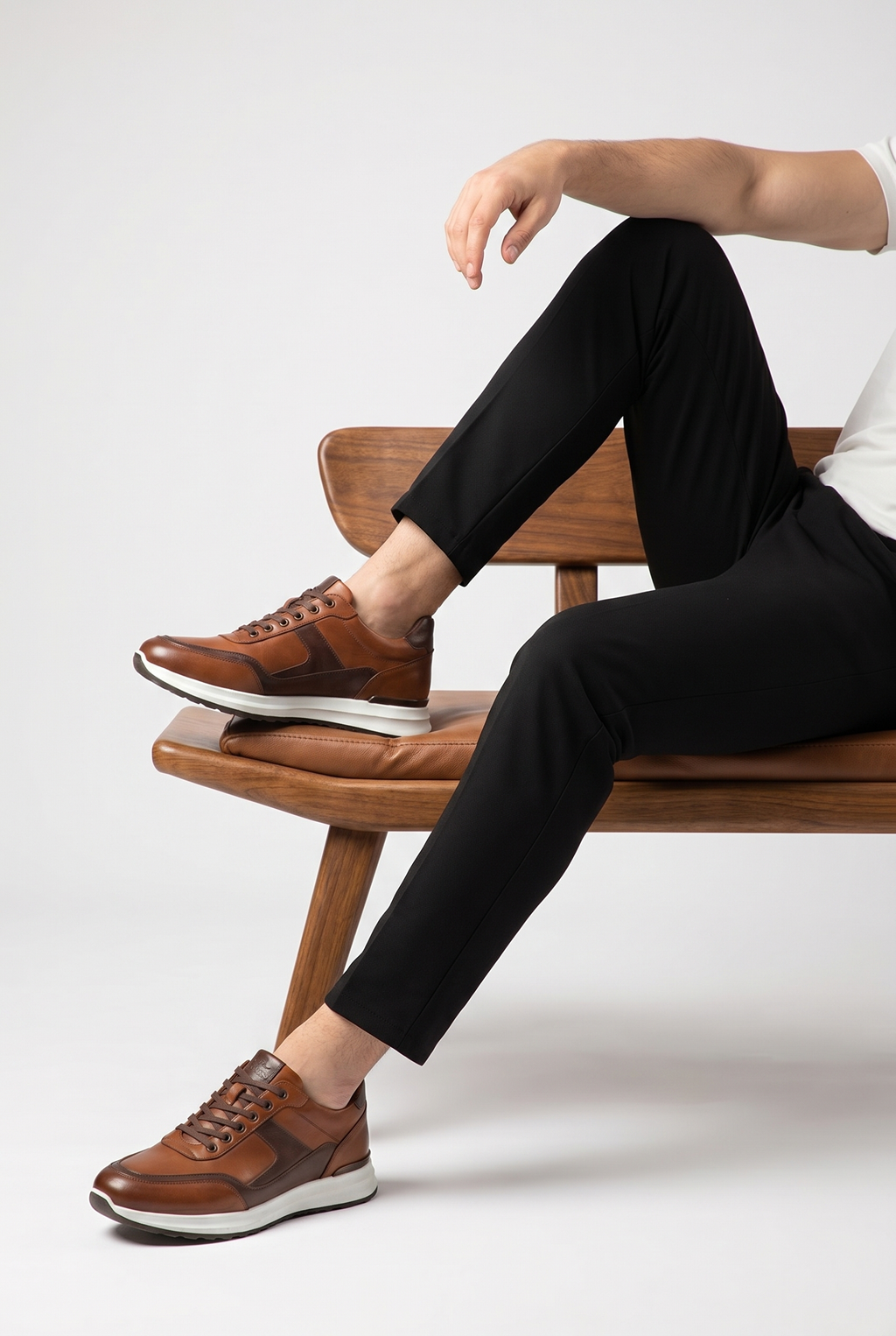 VOO Shoes | %100 Dana Derisi Boy Uzatan Kahverengi Rugan Detaylı Sneaker | +7 cm Gizli Taban