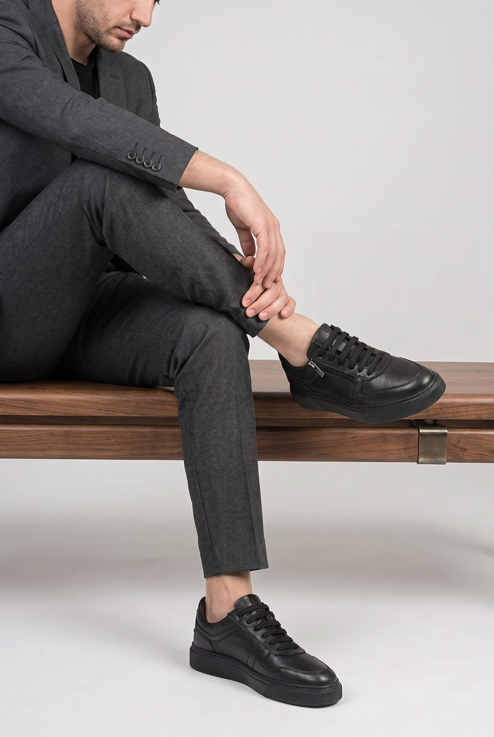 VOO Shoes | %100 Dana Derisi Boy Uzatan Siyah Fermuarlı Sneaker | +7 cm Gizli Taban