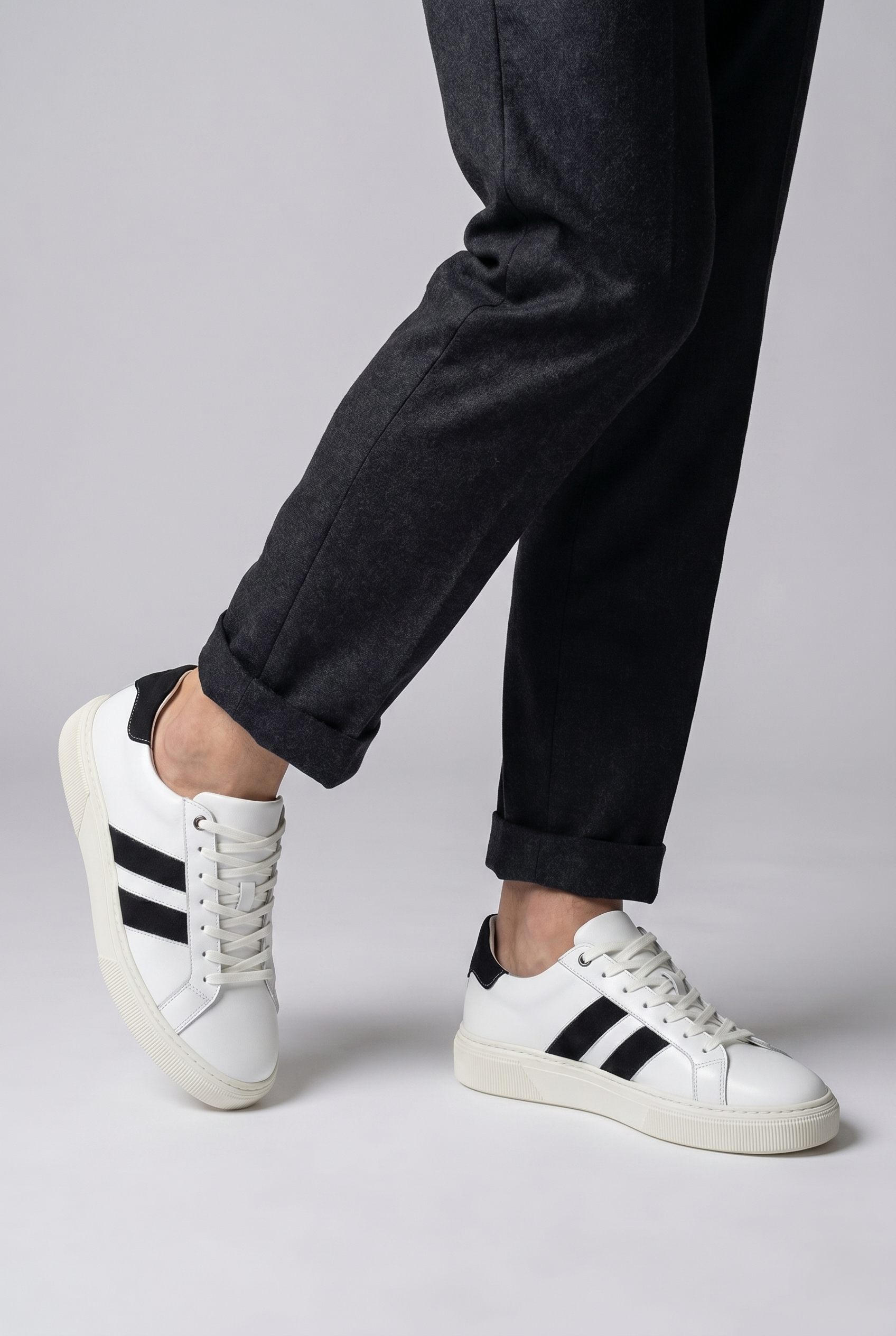VOO Shoes | %100 Dana Derisi Boy Uzatan Beyaz Sneaker | Siyah Şerit | +7 cm Gizli Taban