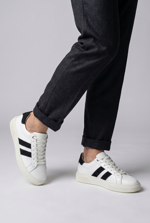 VOO Shoes | %100 Dana Derisi Boy Uzatan Beyaz Sneaker | Siyah Şerit | +7 cm Gizli Taban