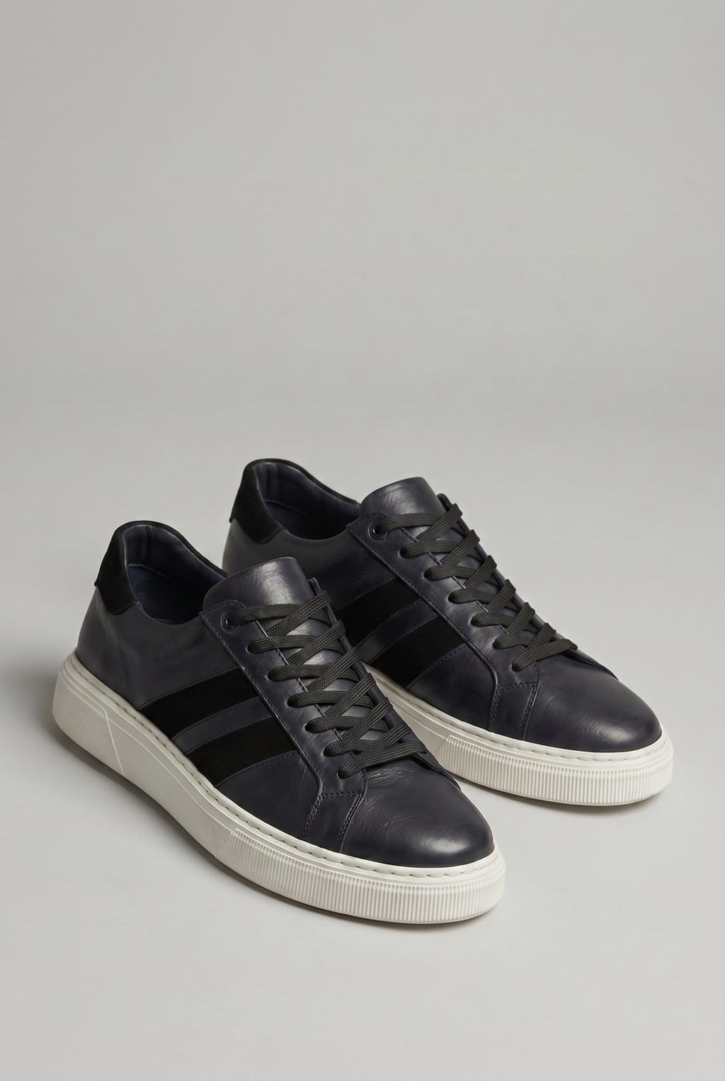 VOO Shoes | %100 Dana Derisi Boy Uzatan Siyah Sneaker | Siyah Şerit | +7 cm Gizli Taban