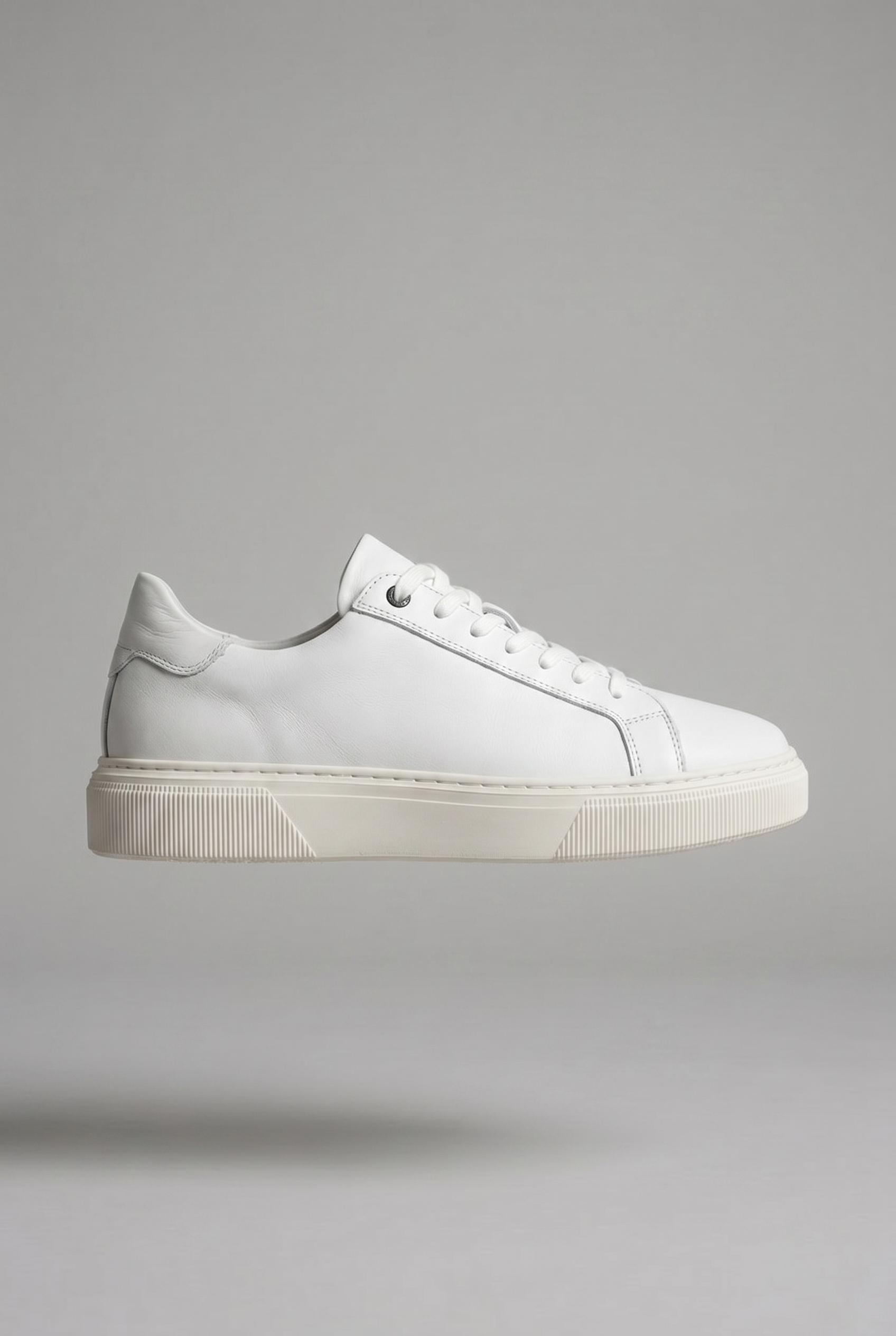VOO Shoes | %100 Dana Derisi Boy Uzatan Beyaz Sneaker | +7 cm Gizli Taban
