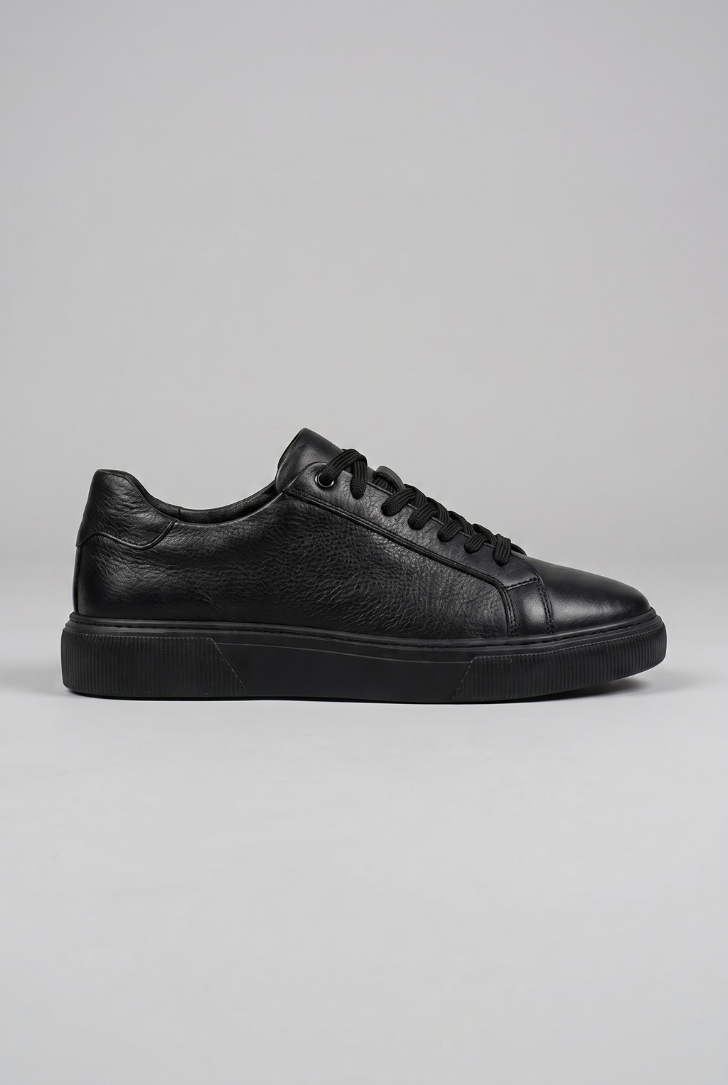 VOO Shoes | %100 Dana Derisi Boy Uzatan Tam Siyah Sneaker | +7 cm Gizli Taban