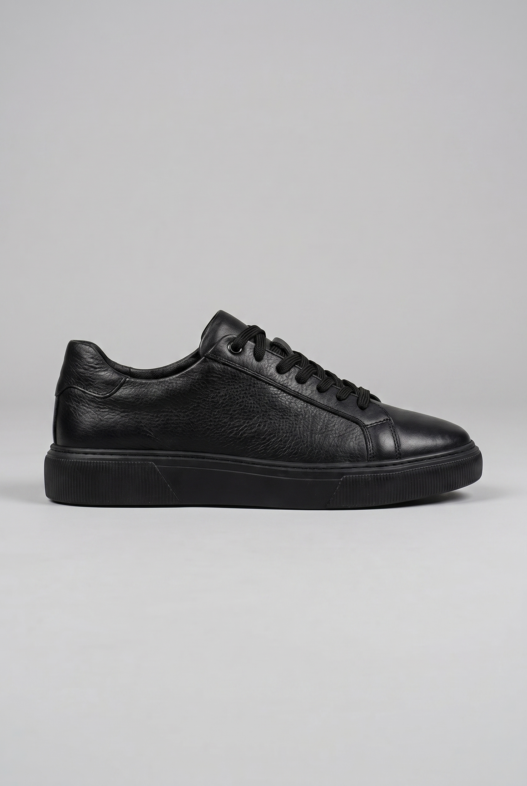 VOO Shoes | %100 Dana Derisi Boy Uzatan Tam Siyah Sneaker | +7 cm Gizli Taban